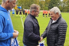 Oslava-na-zelenem-travniku-11