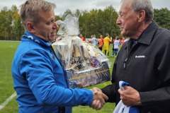 Oslava-na-zelenem-travniku-13